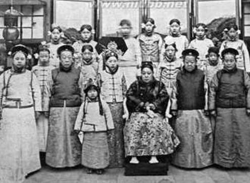 端康皇贵妃与溥仪之间的关系怎么样