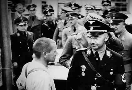 希特勒是怎么做到6年复国的 希特勒都做了什么事情