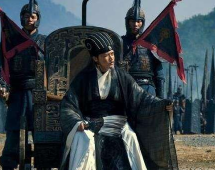 战国七雄连年征战,为什么粮食都吃不完,而诸葛亮北伐却总缺粮