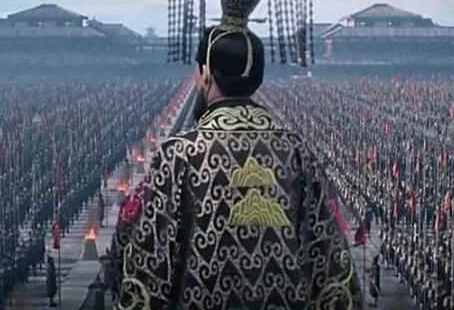 战国时期的名臣武将众多，秦始皇为什么没有一一招揽