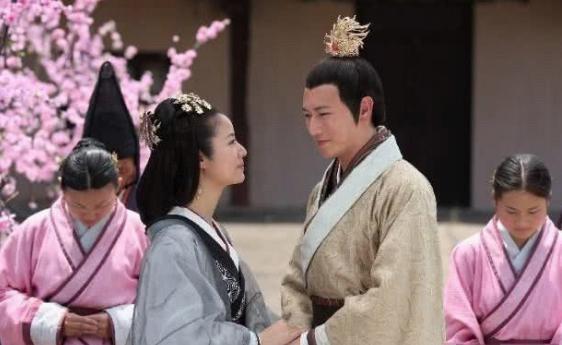 汉文帝是大臣扶持登上皇位的,为什么没变成功臣们的傀儡