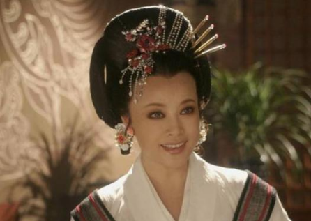 武则天在历史上的评价怎么样