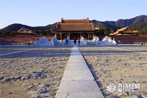 清朝皇陵为什么是分散开的？