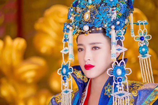 刘娥既然穿帝王龙袍，为什么没有称帝登基