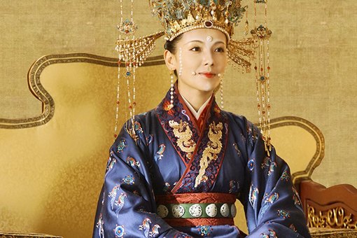 刘娥既然穿帝王龙袍，为什么没有称帝登基