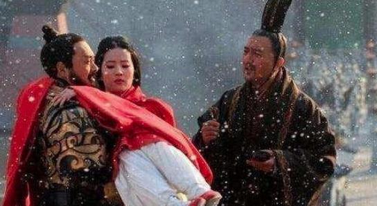 曹操将貂蝉赐给关羽,关羽为什么还不高兴