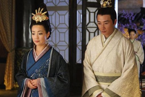 汉桓帝刘志13年傀儡皇帝生涯是怎么回事