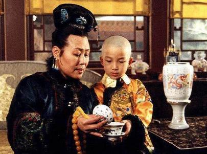 孝庄为什么选择玄烨当皇帝呢 主要的原因有三点