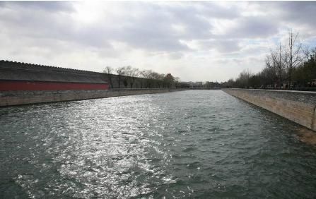 古代故宫里面为什么没有种树 难道皇帝不给种树吗