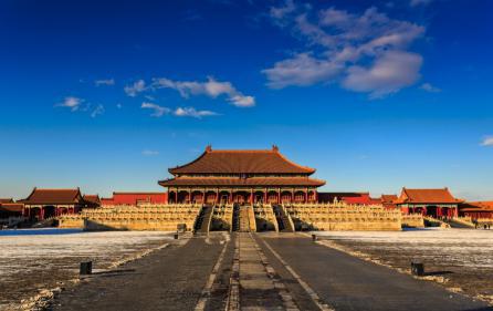 古代故宫里面为什么没有种树 难道皇帝不给种树吗