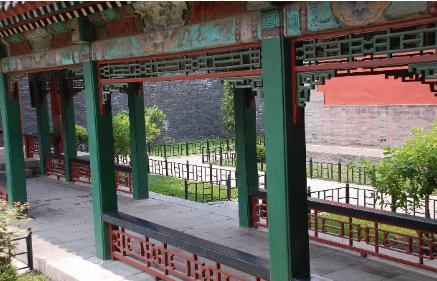 古代故宫里面为什么没有种树 难道皇帝不给种树吗