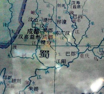 邓艾是怎么用两千人让刘禅投降的 并不是因为刘禅窝囊