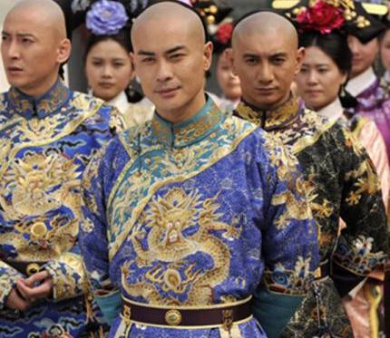 多尔衮死后顺治给他定罪并掘墓鞭尸开除出宗籍 为什么乾隆会给他平反呢