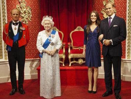 既然英国王室既然没有权利 为什么每年还要花这么多钱供养呢