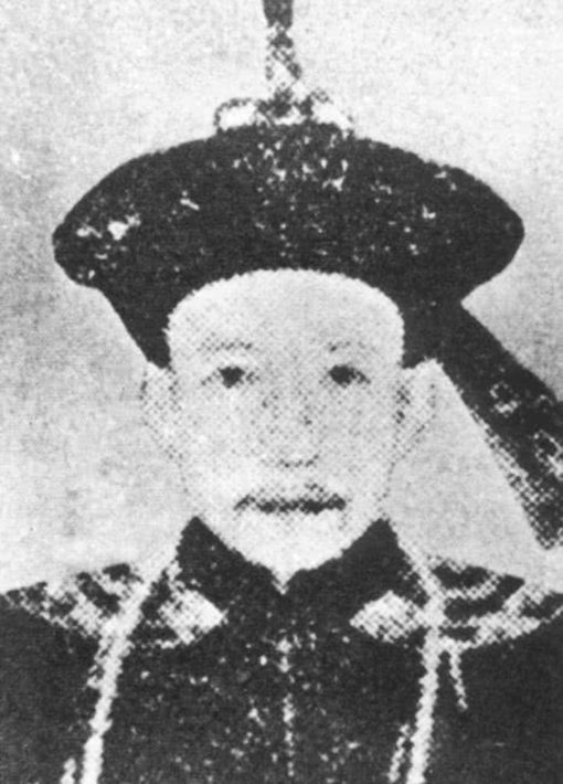 和珅位高权重，为什么还要贪污?