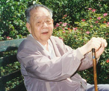 关于邓广铭的评价是怎样的?他是怎么一个人