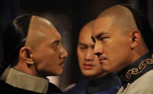 弘皙被康熙遗命封亲王,为什么会被乾隆幽禁到死