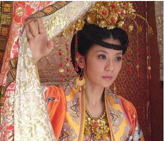 武则天是怎么看待臭骂自己的文章的？