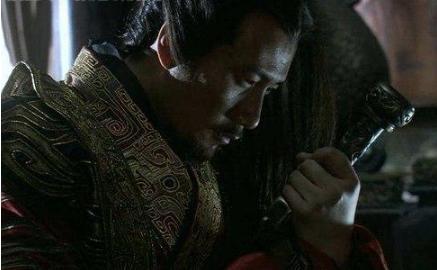 勾践被俘吴王夫差为什么不杀他?真的是因为夫差太自大了吗?