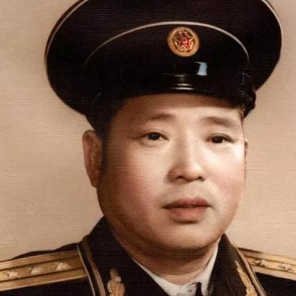 中国为什么有大校军衔