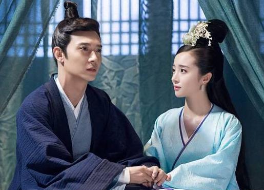 杨坚当上皇帝后，为什么还要离家出走