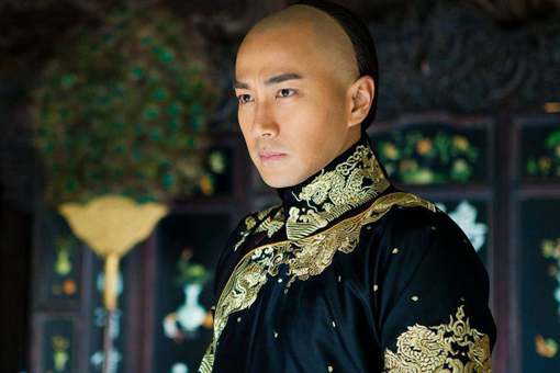 多尔衮明明有什么，为什么没有篡位称帝