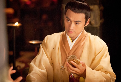 刘秀如何收复十万赤眉军的?