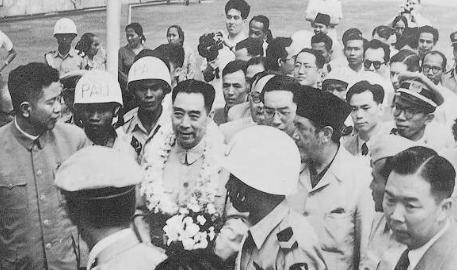 万隆会议的召开的过程发生了什么事情 万隆会议的成果如何