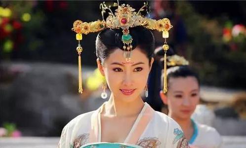 一代女宰相上官婉儿惨遭“墨刑”之苦后,如何应对?