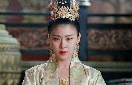 古代皇帝为什么要太监伺候 而不是用年轻又漂亮的宫女的