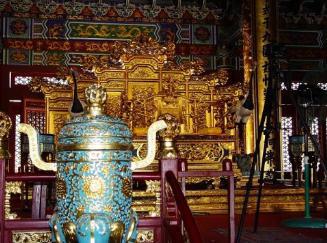 和珅为什么斗不过嘉庆