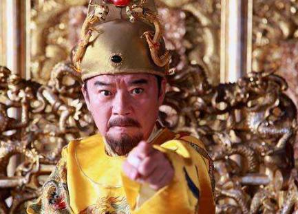 康熙身为一个清朝皇帝 为什么他要去明朝皇帝的陵墓呢