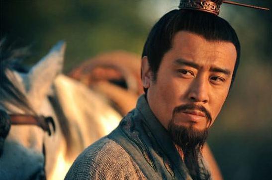 诸葛亮当初为什么不选择曹操,而是选择了刘备?