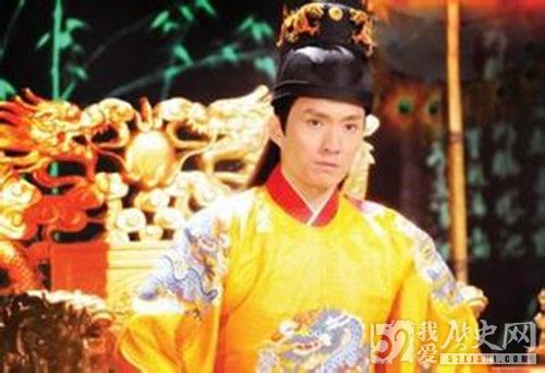 朱允炆为什么当了四年皇帝就下台了？