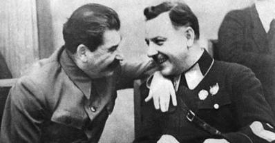 斯大林在与托洛茨基的斗争中 他是如何夺取军权的