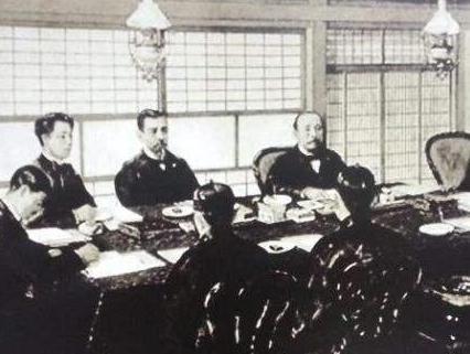 慈禧和李鸿章的关系到底有多好 为什么慈禧得知他的死讯会痛哭不止呢