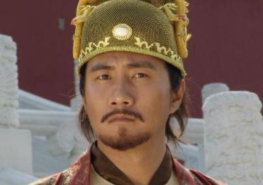 为什么朱元璋不怕朱标夺权，康熙却处处防着胤礽