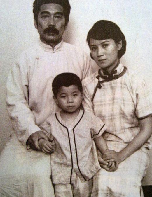 鲁迅去世后，他的伴侣许广平和原配朱安结局怎么样