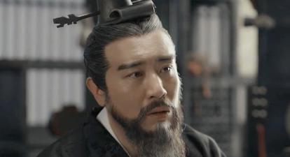 法正和庞统两人都差不多 为什么两个人却有不一样的待遇呢