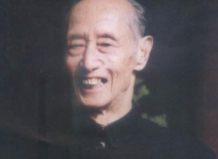 有关于臧克家的轶事有哪些 对于他的评价如何