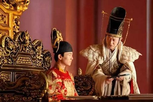 明熹宗得宠的魏忠贤,崇祯为什么杀掉?