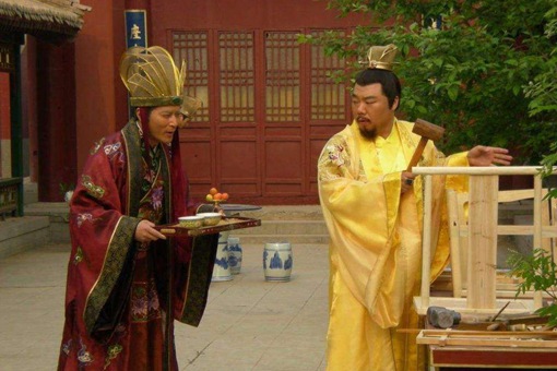 明熹宗得宠的魏忠贤,崇祯为什么杀掉?