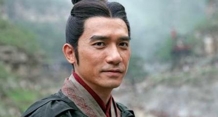 为什么说周瑜死后孙权对他的女子很不好 历史上真的是这样的吗