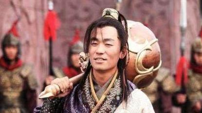 宇文成都输给裴元庆 为什么还能排名第二呢