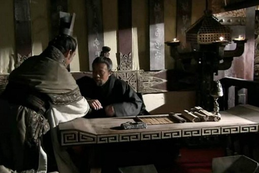 哪些是商鞅变法不好的方面，为什么说商鞅变法强国却摒弃了道德