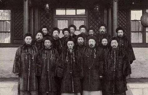 清朝灭亡后,清朝的九位总督都怎么样了