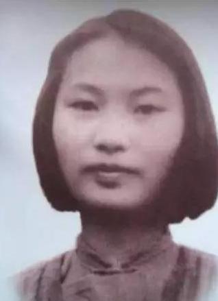 丁佑君的出身如何