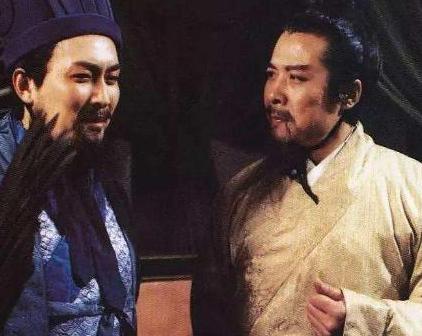 刘备托孤李严和诸葛亮 诸葛亮最后为什么还要废掉李严