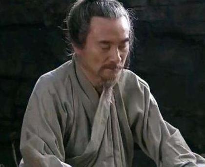 刘备托孤李严和诸葛亮 诸葛亮最后为什么还要废掉李严