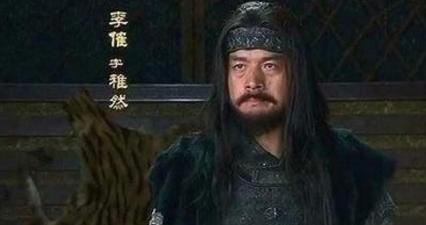 汉献帝一生分别被四个人挟持当成棋子 为什么他还会感谢此人呢